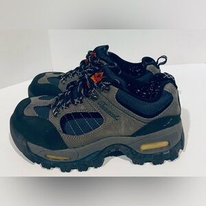 Hiking Men’s Hiking Shoes Size 7.5 Thorogood Brand Steel Toe excellent Condition